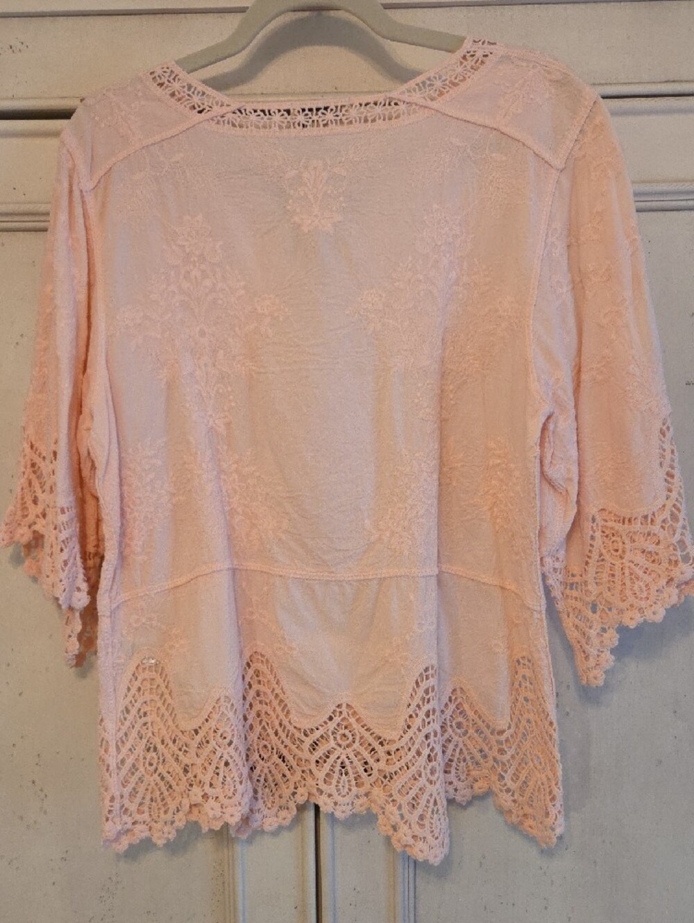 Democracy Crochet Cotton Peplum Top PALE PEACH, Size Medium - Picture 3 of 7